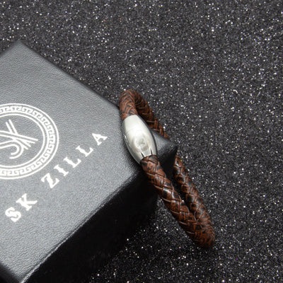 Luxury Men's Bracelet- Single Dark Brown - Silver Oval